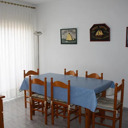 Port Estrella 64 Tatil Evi