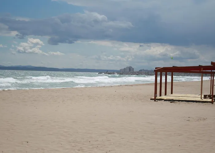 Port Estrella 64
